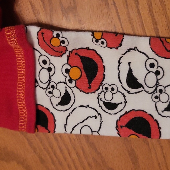 Sesame Street Elmo long sleeve onesie/bodysuit - Picture 4 of 5